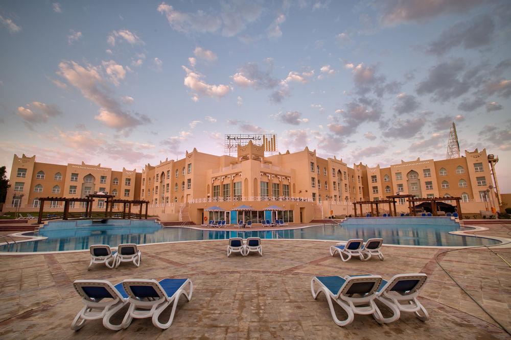 Copthorne Al Jahra Hotel & Resort Kuwait City Exterior foto