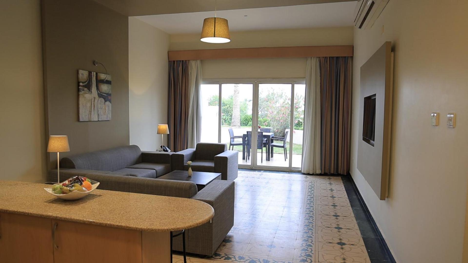 Copthorne Al Jahra Hotel & Resort Kuwait City Exterior foto