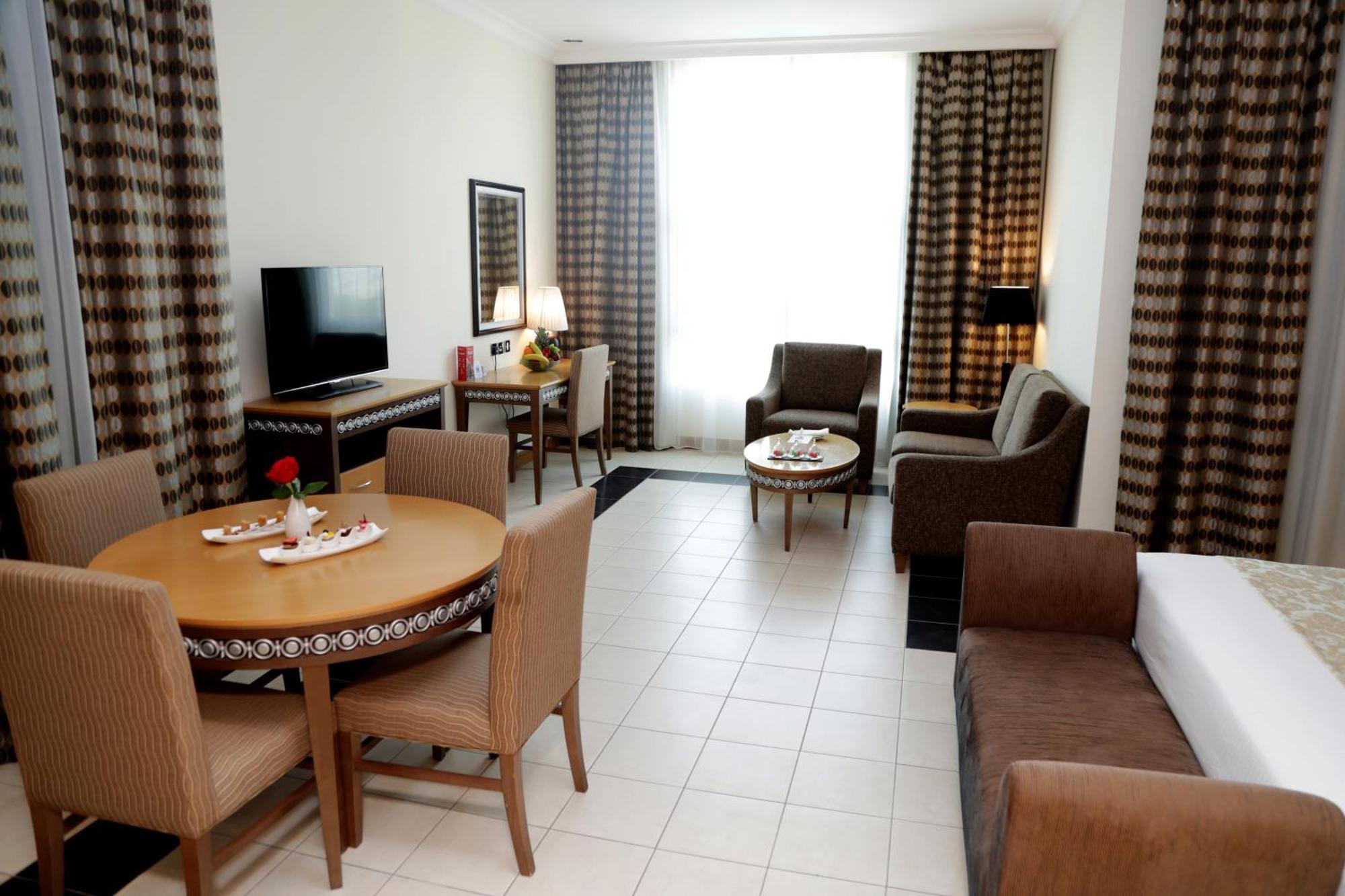 Copthorne Al Jahra Hotel & Resort Kuwait City Exterior foto
