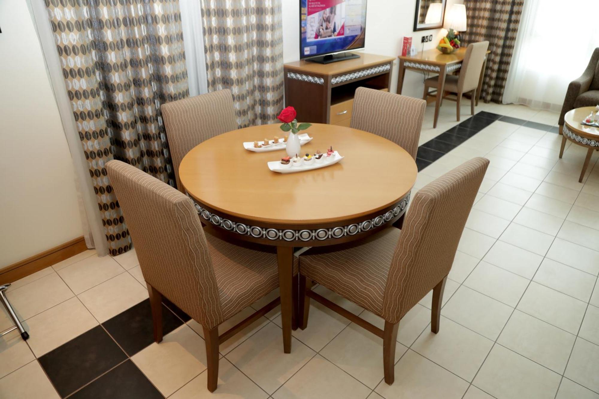 Copthorne Al Jahra Hotel & Resort Kuwait City Exterior foto