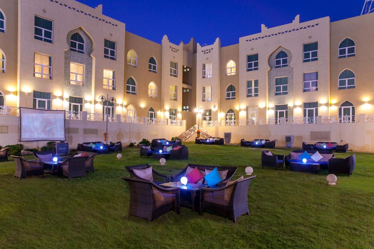 Copthorne Al Jahra Hotel & Resort Kuwait City Exterior foto